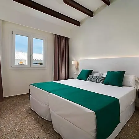 Aluasun Far Menorca 酒店