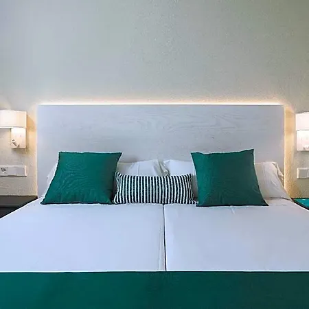 Aluasun Far Menorca 3*